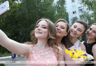 Выпускные вечера в школах Беларуси пройдут 10 июня